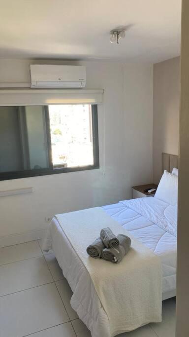 Entire 2 Bedrooms In Apartment *